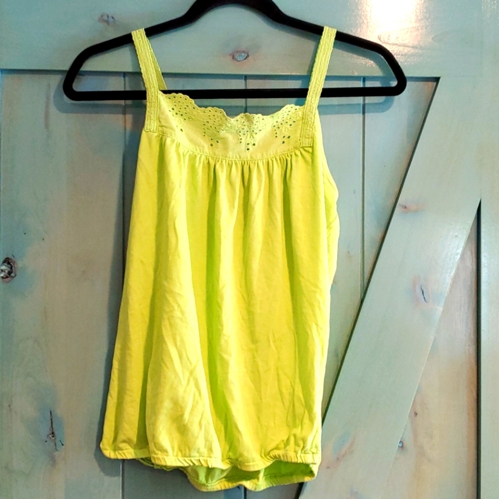 Lime Green Old Navy XS Tank Top 😍